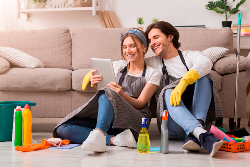 5 Financial Spring Cleaning Tips For Your Home!